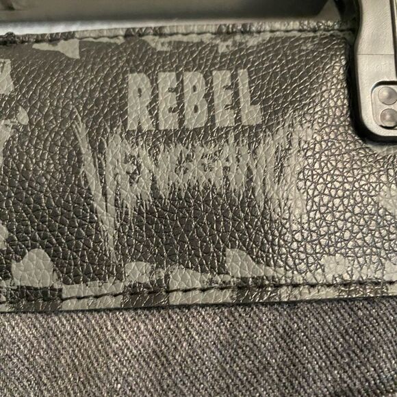 Rebel Vengeance 30 Men's Black Jeans Distressed Thrashed Grunge Indie UB1-14 - Picture 8 of 13